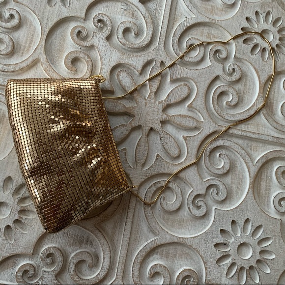 Final Price ❤️❤️ Gold metal evening bag - Picture 2 of 3
